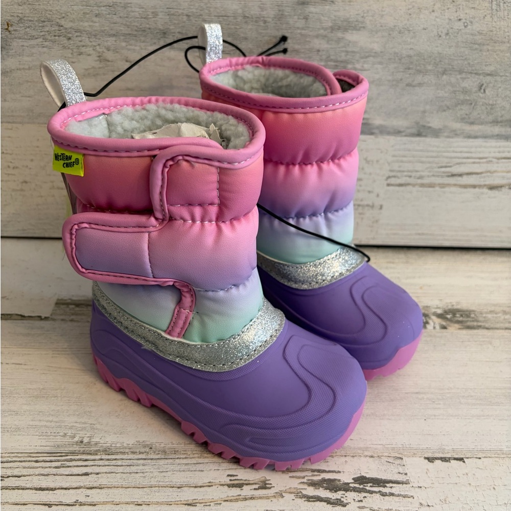 NWT Western Chief snow boots